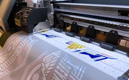 DTF vs. Screen Printing: A Comprehensive Comparison for Business Owners